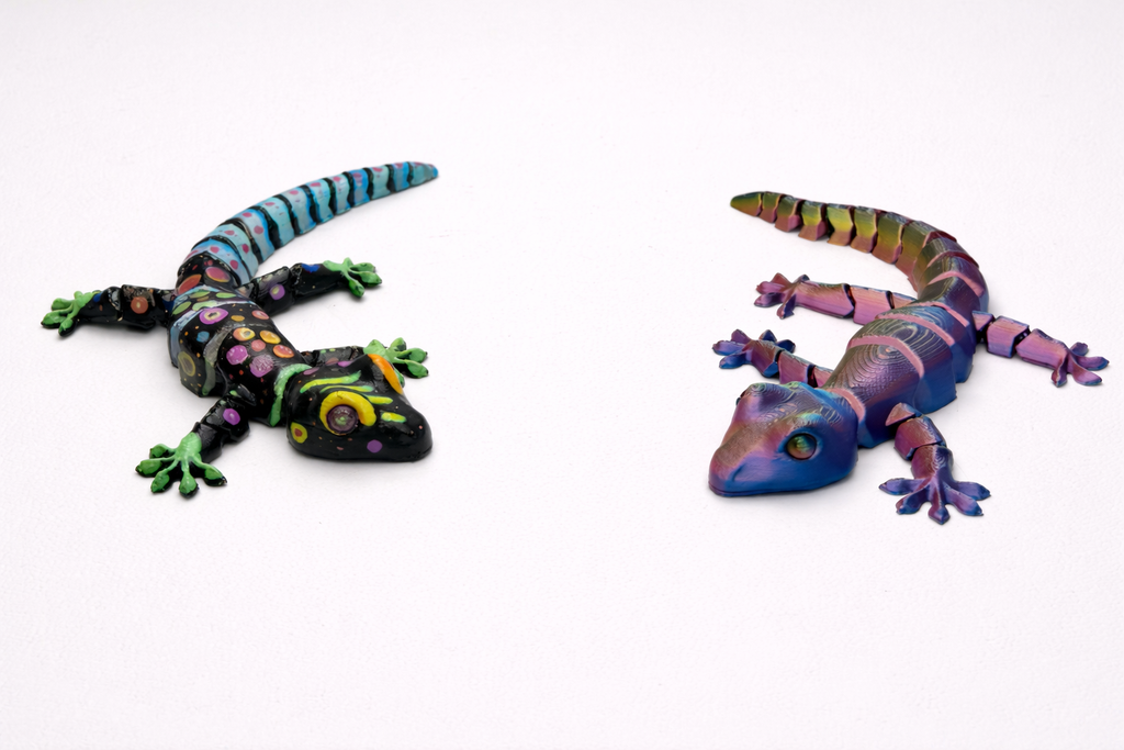 Articulated Gecko Figurine