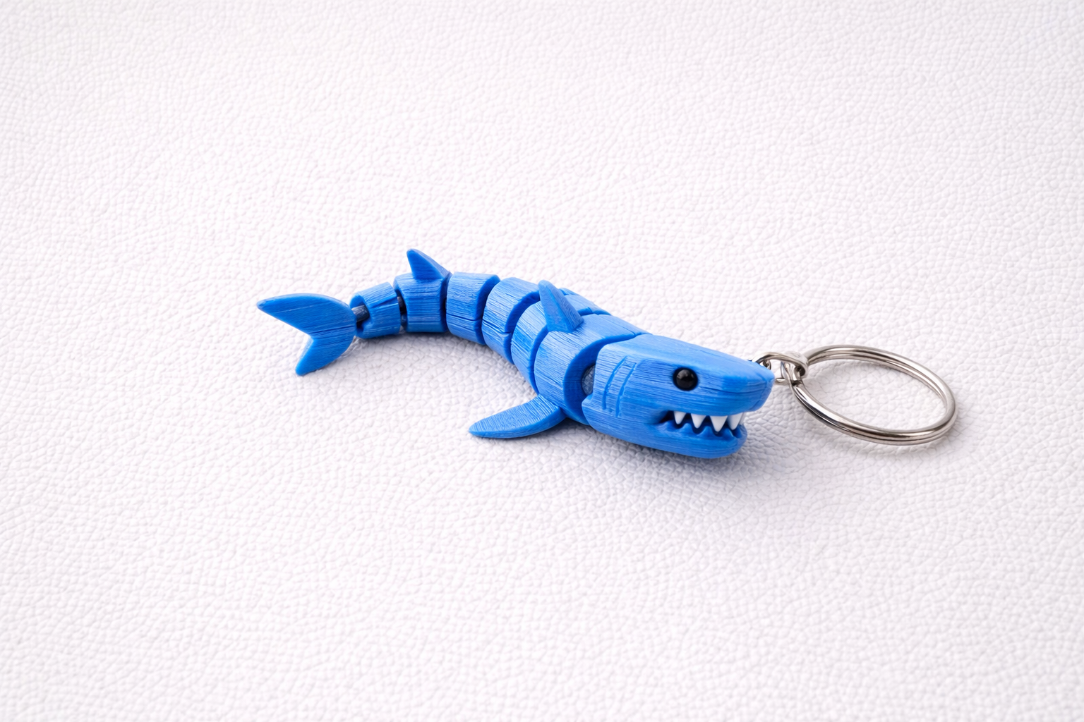 Articulated Shark Keychain – Custom 3D Printed & Handmade