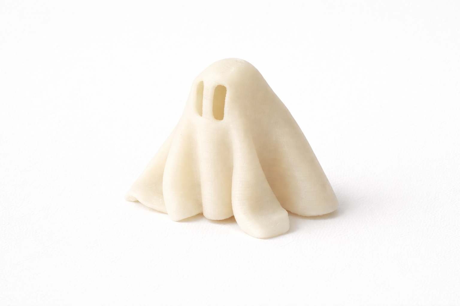 Minimal Ghost Ornament – 3D Printed Decorative Figure
