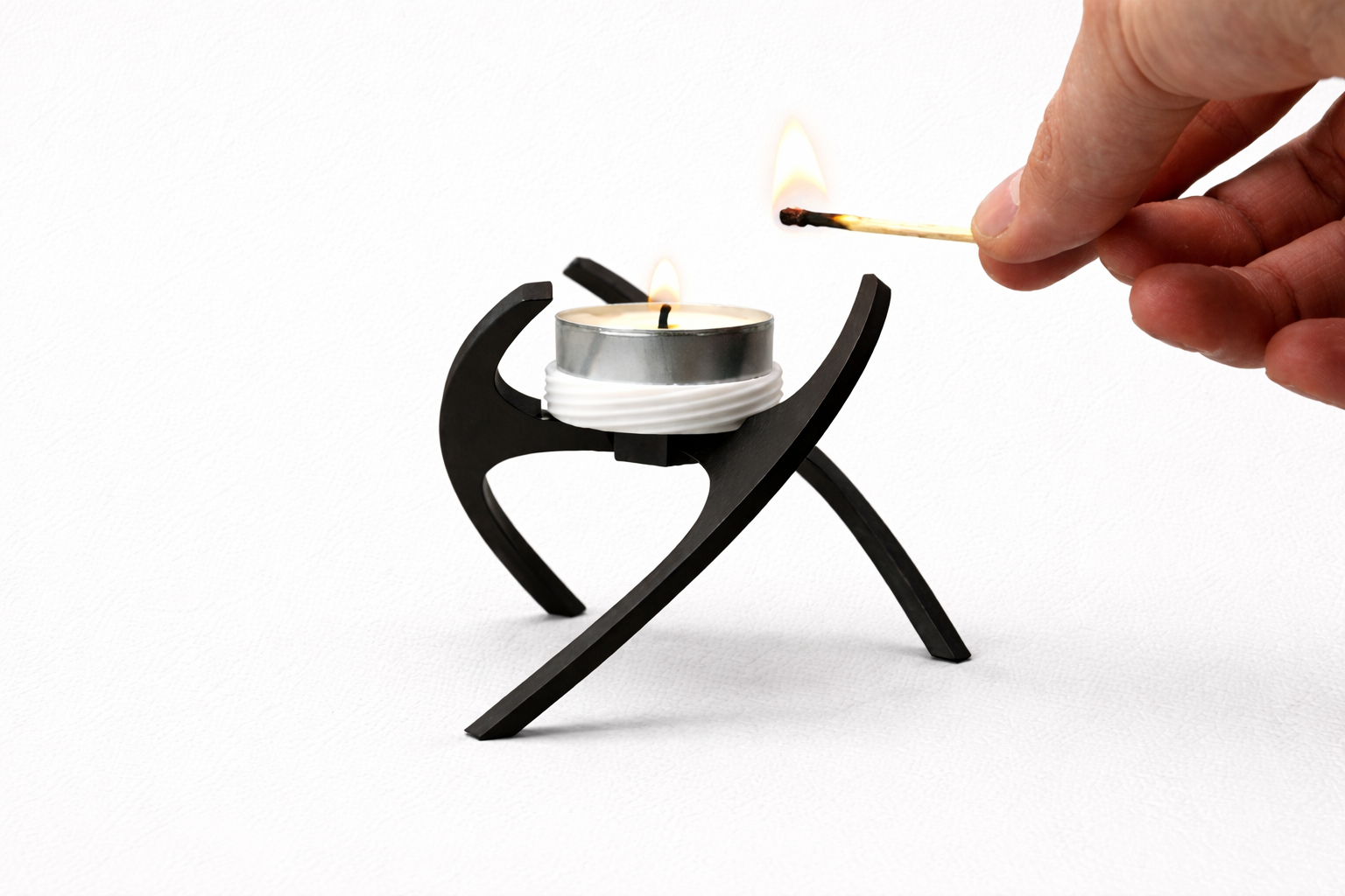 Modern Candle Holder - 35 x 80 x 80mm