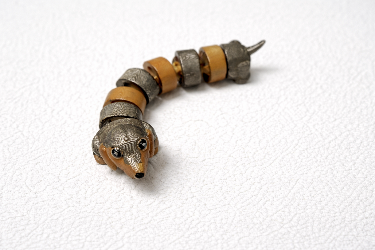 Articulated Dachshund - 30 x 125 x 35mm