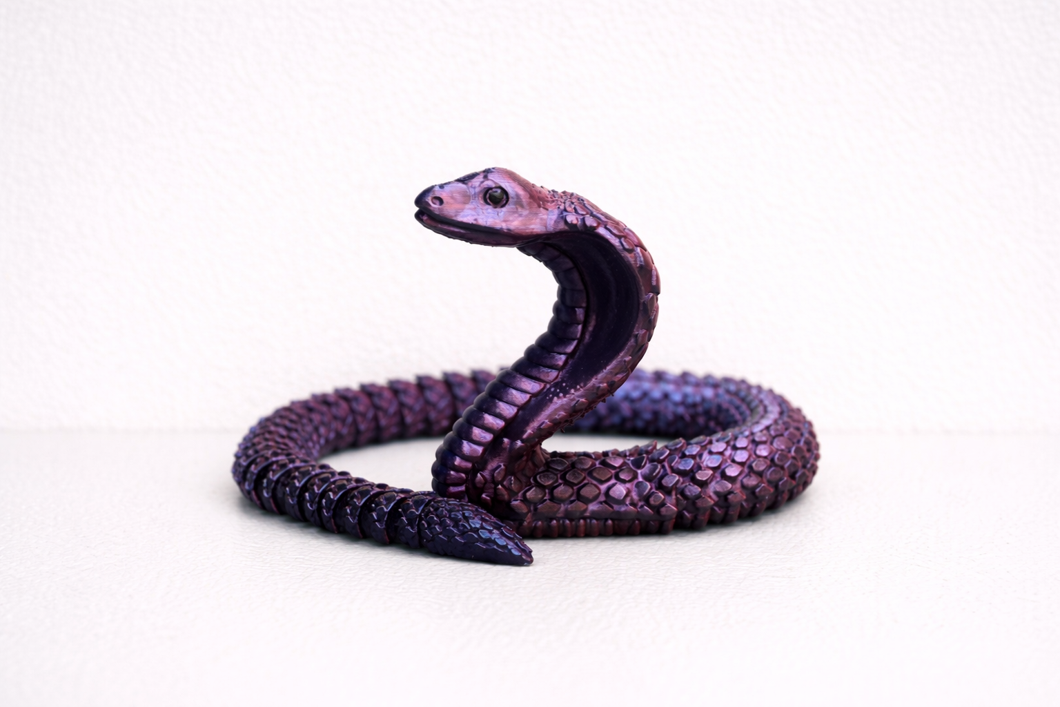 Handcrafted Articulated Snake – Customisable 3D Printed Reptile Sculpture