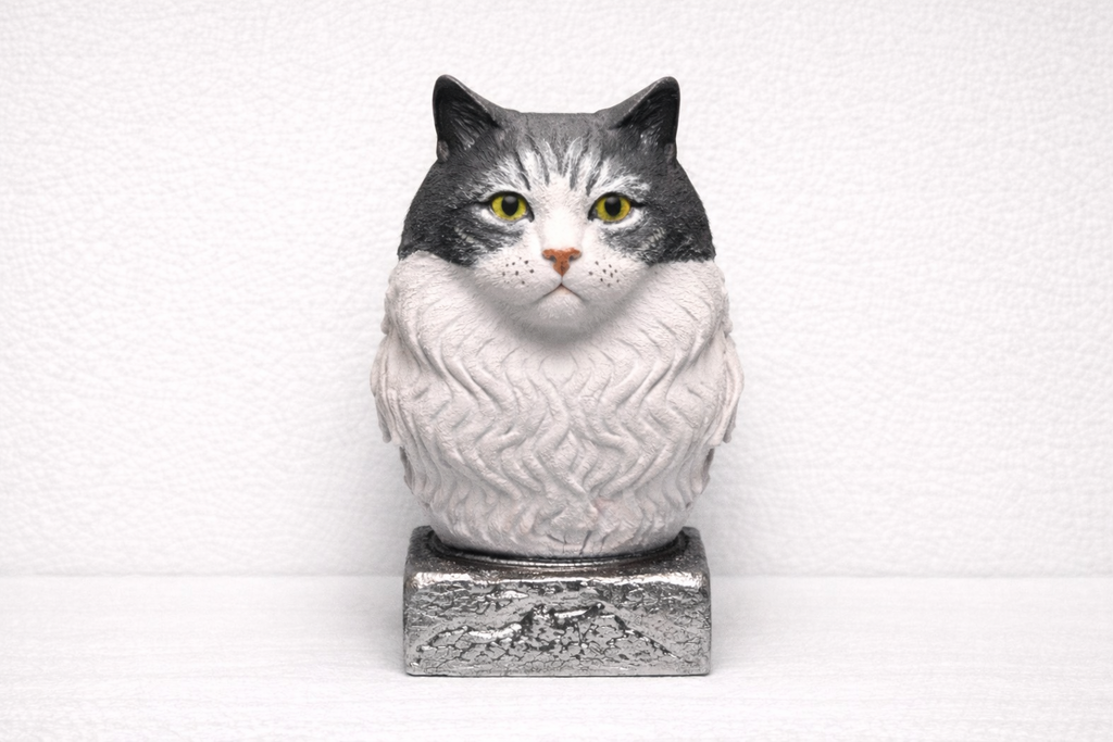 Custom Cat Bust – Personalised Handmade Sculpture - 180 x 120mm