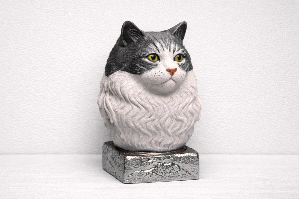 Custom Cat Bust – Personalised Handmade Sculpture - 180 x 120mm