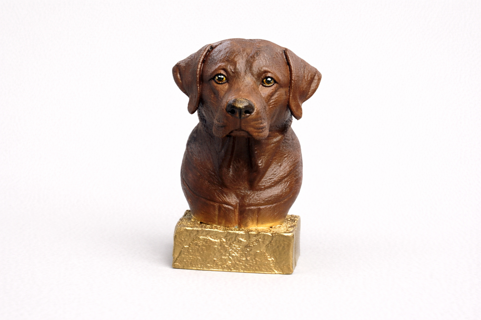 Custom Chocolate Labrador Bust – Personalised 3D Printed Dog Sculpture