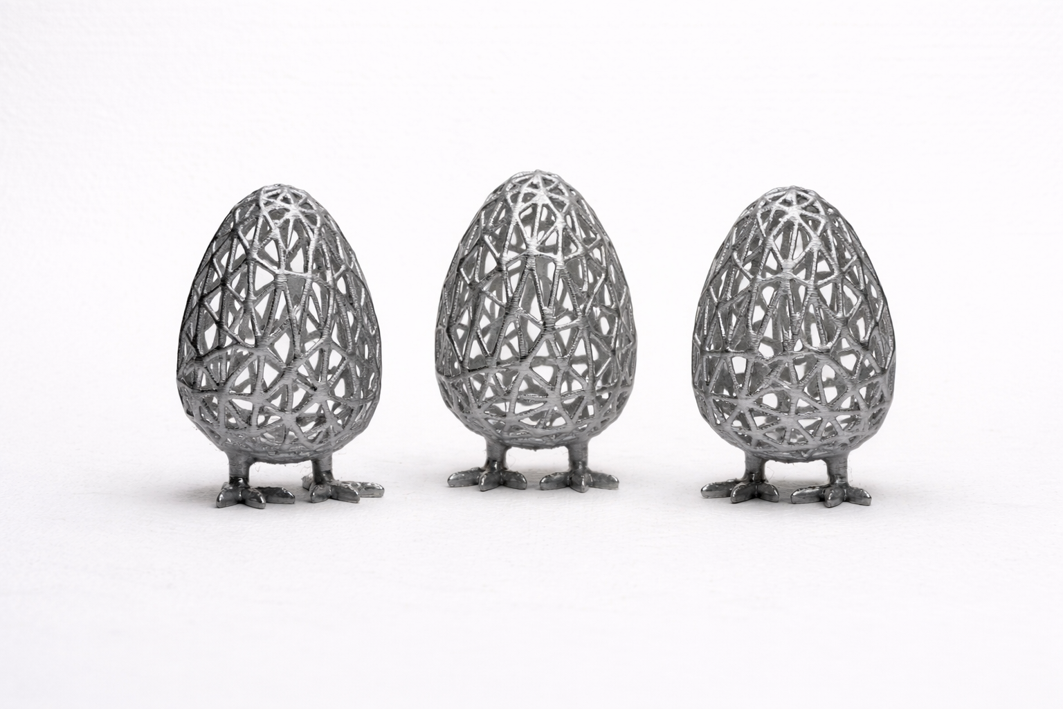 Wireframe Easter Egg – Modern 3D Printed Decorative Egg (Pack of 3)