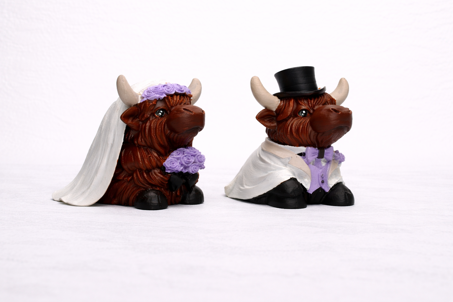 Married Highland Cow Figurines – Handmade Custom 3D Printed Couple