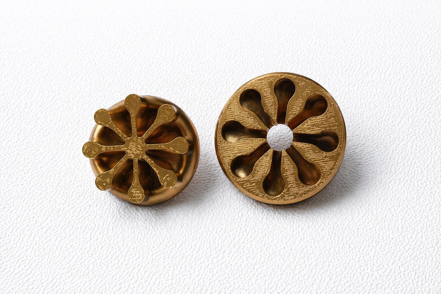 Decorative Spiral Disc / Fidget-Style Desk Piece – 3D Printed