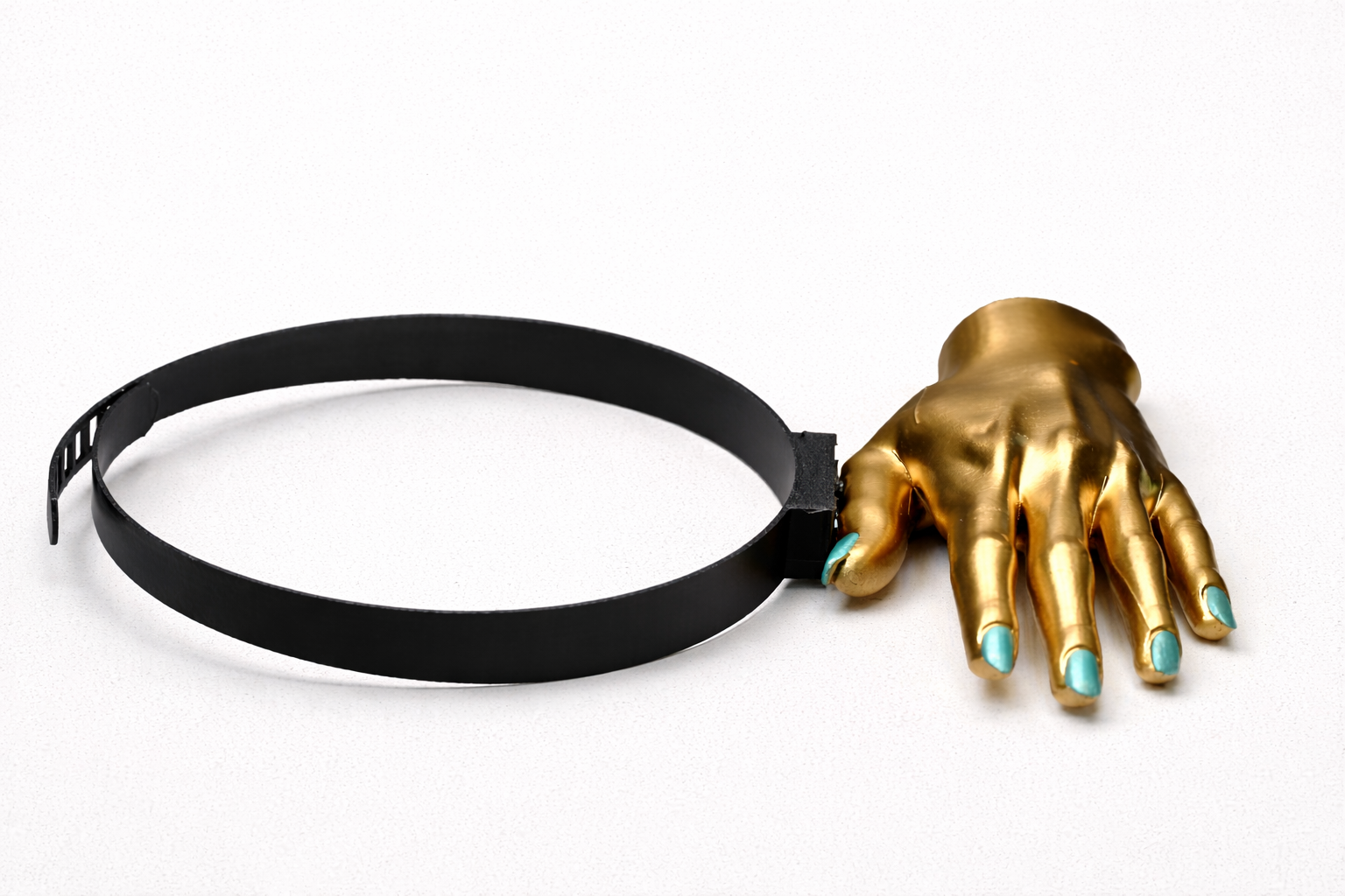 Custom 3D Printed Hand Headpiece – Statement Wearable Design